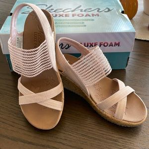 Skechers Women’s Sandals with Luxe Foam